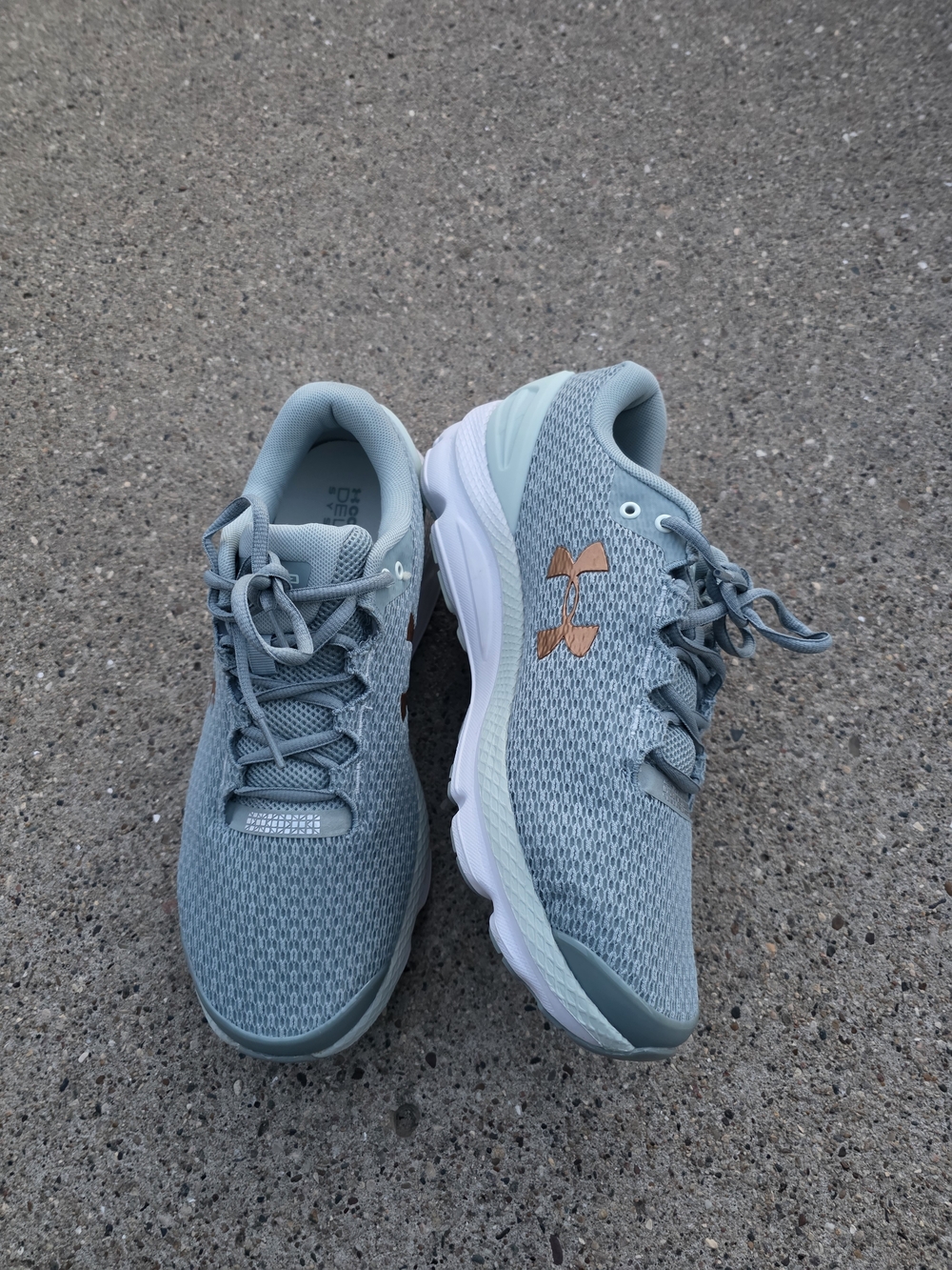 Under Armour Charged Germini Women's Sneaker Size 11 - Picture 4 of 15
